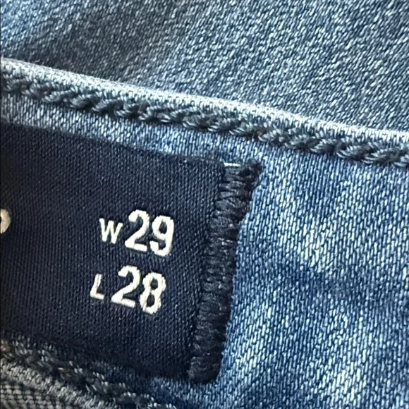 Hollister Distressed Skinny Jeans - Picture 5 of 7